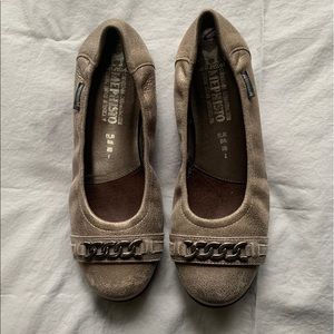 Mephisto Ballet Flats with removable insole